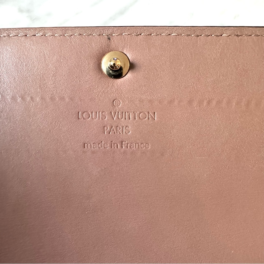 💕 LOUIS VUITTON Authentic Neutral Pale Pink Patent Leather Wallet. - Picture 9 of 12